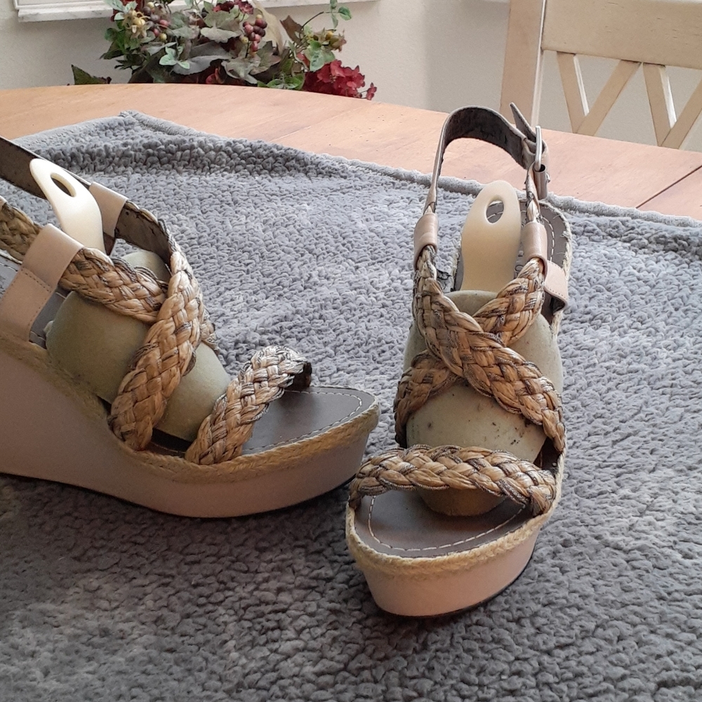 Shoes - Picture 3 of 3